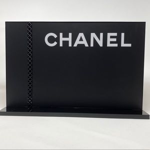 Chanel display plaque